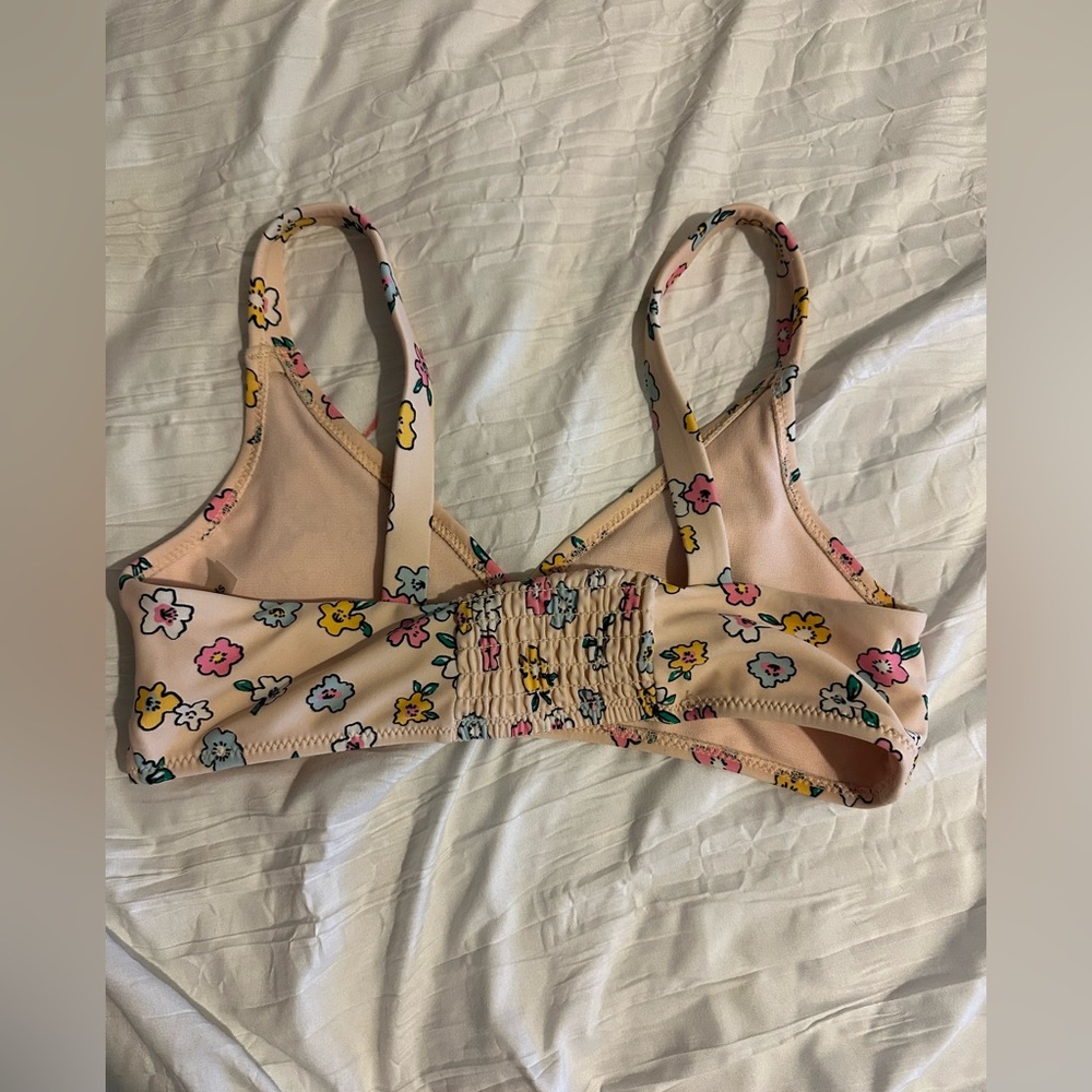 girls Forever 21 floral top - Picture 2 of 2